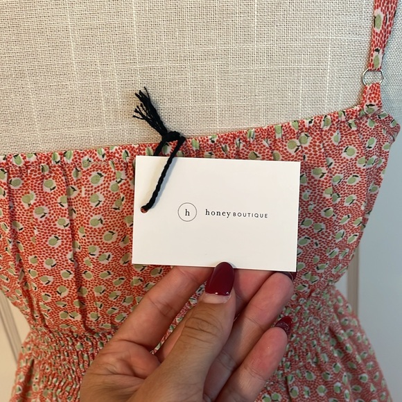 Honey Boutique Dress - Picture 5 of 5